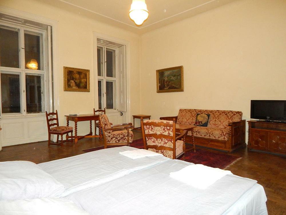 City Center Apartment Budapest Esterno foto